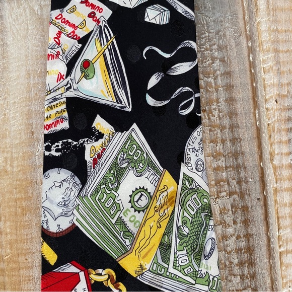 Nicole Miller "Vices" “Vice” Necktie Dated 1990 - Hand Sewn 100% Silk Tie - Picture 5 of 14